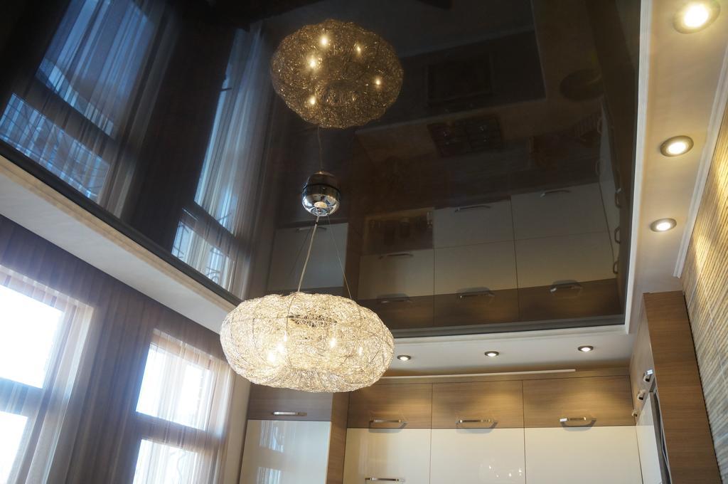 Apartment With Summer Terrace باتومي الغرفة الصورة